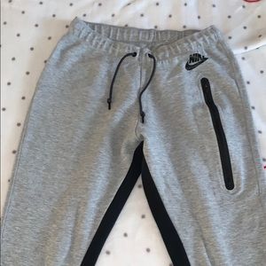 nike jogger sweats